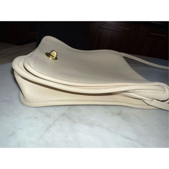 Vintage Coach Crossbody Leather Bag Purse Turnlock 80s Ivory - Picture 7 of 16